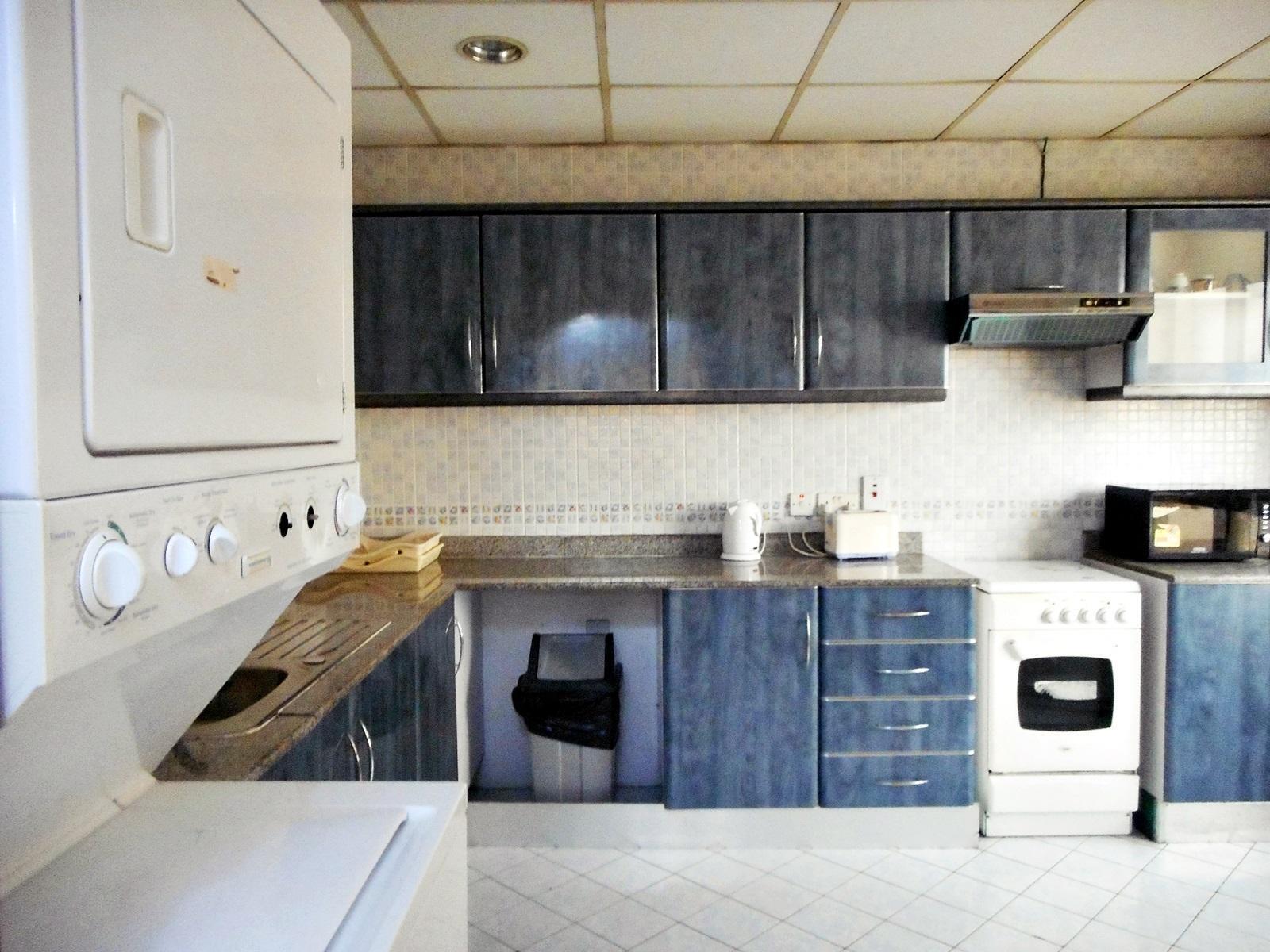Ruru Tower Aparthotel Manama Ngoại thất bức ảnh