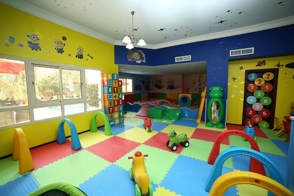 Ruru Tower Aparthotel Manama Ngoại thất bức ảnh