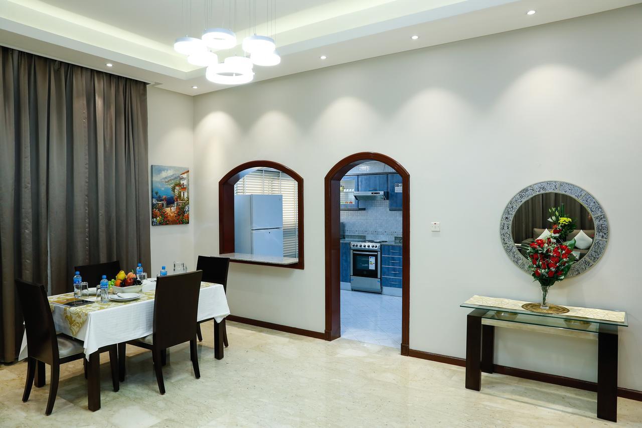 Ruru Tower Aparthotel Manama Ngoại thất bức ảnh