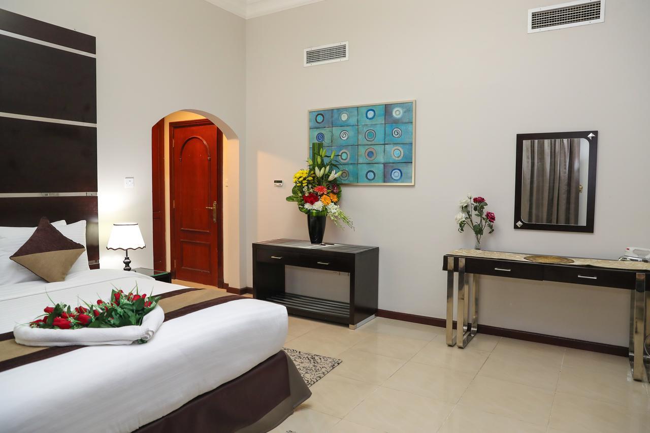 Ruru Tower Aparthotel Manama Ngoại thất bức ảnh